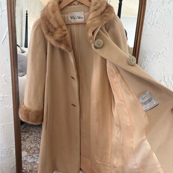 Vintage 1960’s Wool/Cashmere/Mink~Dress Coat - Picture 3 of 8